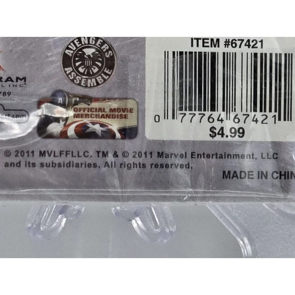 2 Lot Marvel Captain America Shield Pewter Key Ring NEW SEALED &‎ Lanyard!